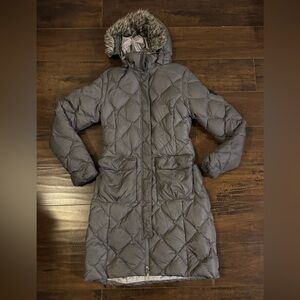 The North Face Women's Hooded Parka down Puffer Jacket Small